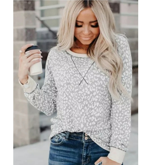 Gray Leopard Print Top - Picture 1 of 3